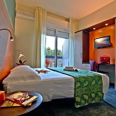 Sorriso 3* Lido di Classe